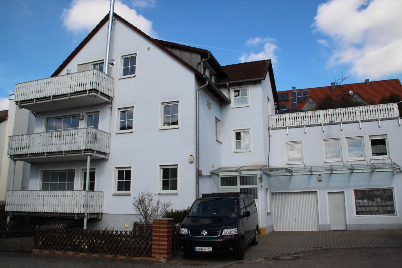 Ferienwohnung Mit 4 Schlafzimmer Fuer 2 Bis 9 Gaeste----Apartment With 4 Bedrooms For 2 To 9 Guests Norimberk Exteriér fotografie